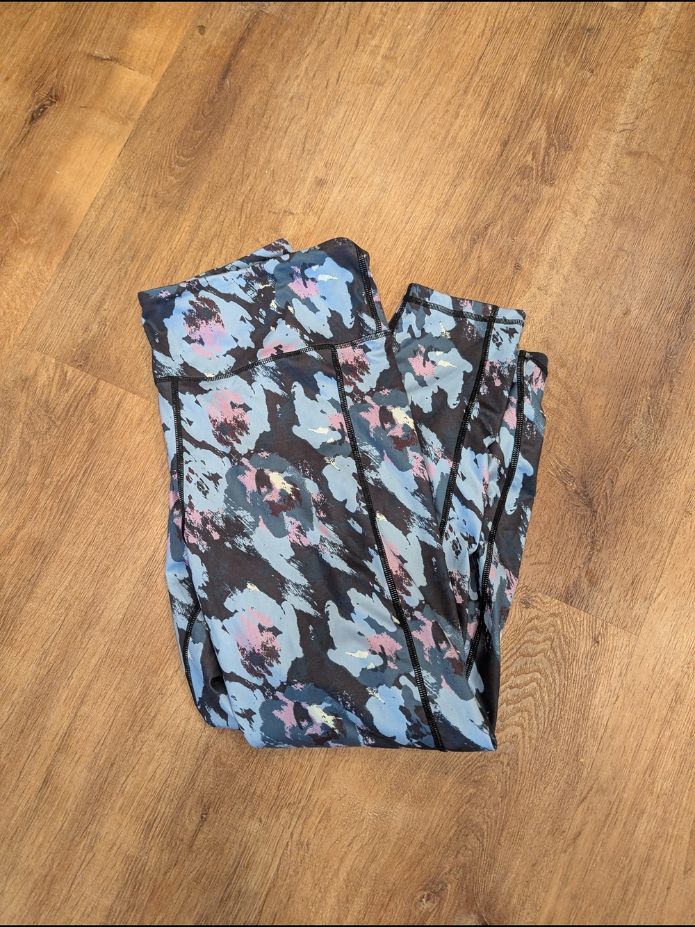 dip Abstract Colorful Yoga Pants in Blue and Pink